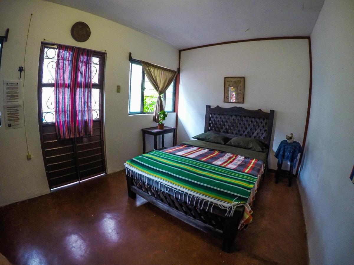 Hostel El Nagual San Cristóbal de Las Casas Екстериор снимка